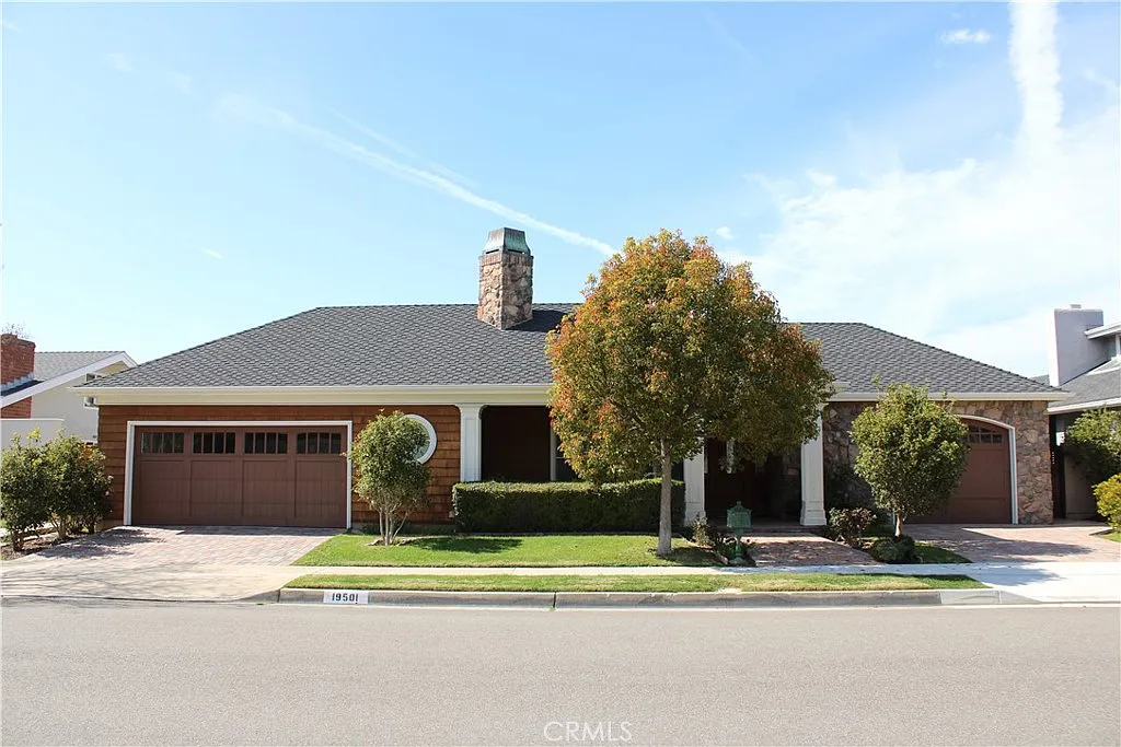 4 bed, 3.5 bath, 3278 sqft, $7,000 — Photo 1
