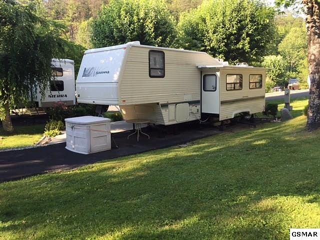 1st image of 504229 Parkway