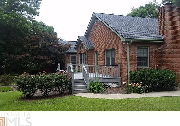 4th image of 8584 Lake Forest Dr
