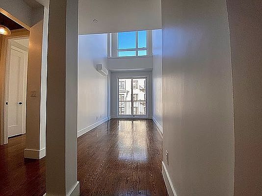 3rd image of 92 Graham Ave #4E