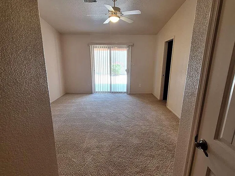 11785 E 28th Pl — Photo 18