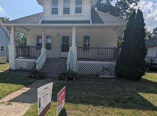 18736 Huron River Dr, New Boston, MI 48164