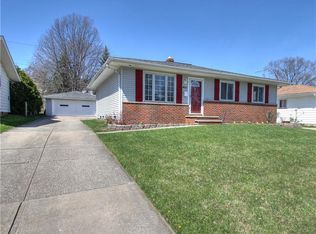 5564 Andover Blvd, Garfield Heights, OH 44125
