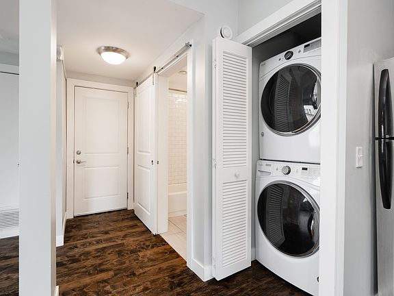 2nd image of 1200 Franklin Ave S #10