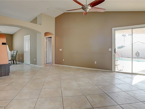 5th image of 5709 Raven Creek Ave