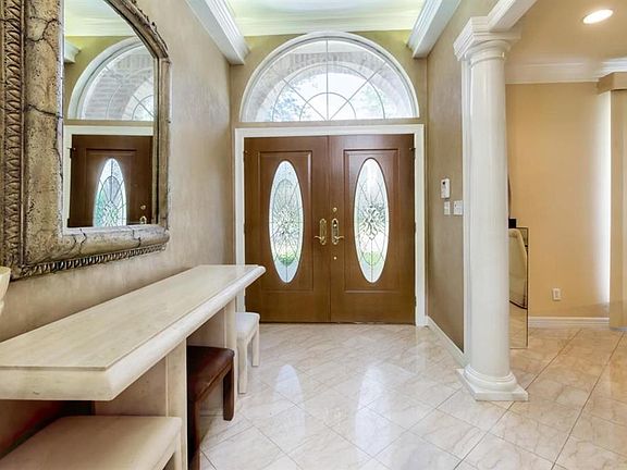 3rd image of 5025 Eaheart Cir