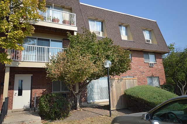 1st image of 4 Villa Verde Dr APT 211