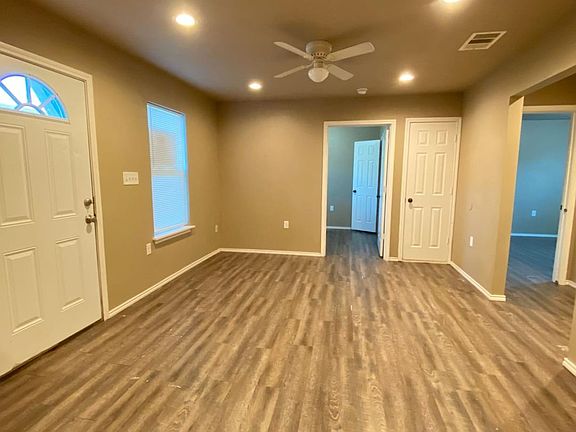 5th image of 119 36th St Unit B