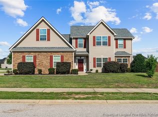 542 Wedgefield Dr, Raeford, NC 28376
