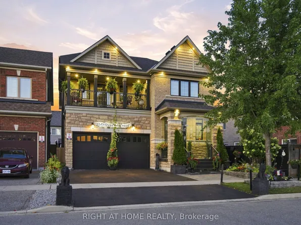 2349 Dress Circle Cres, Oshawa, ON L1L 0L8