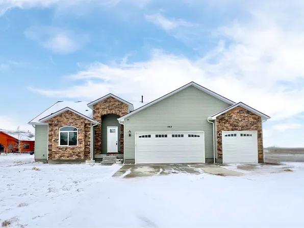 663 Willington Dr, Spring Creek, NV 89815