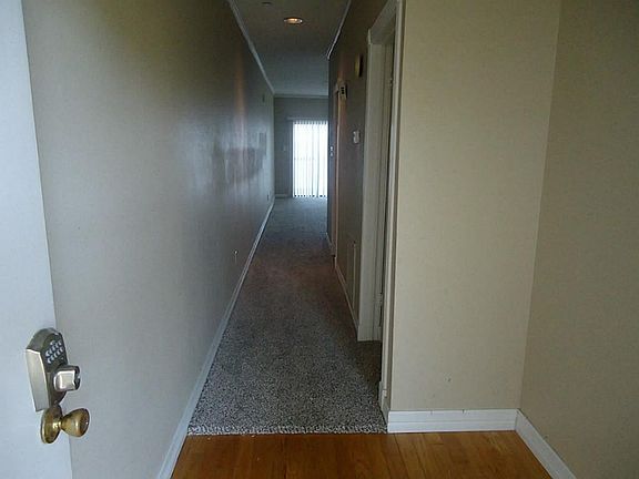 3rd image of 351 Lakeside Ln APT 203