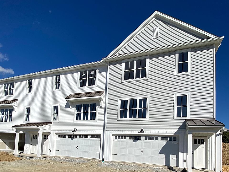 Townhouse #1 end unit