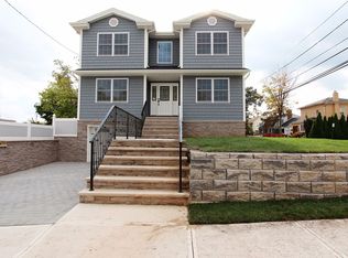 484 Center St, Wood Ridge, NJ 07075