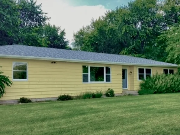 4775 Douglas Rd, Oswego, IL 60543