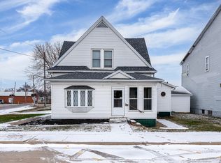 106 E Bryant St, Walcott, IA 52773