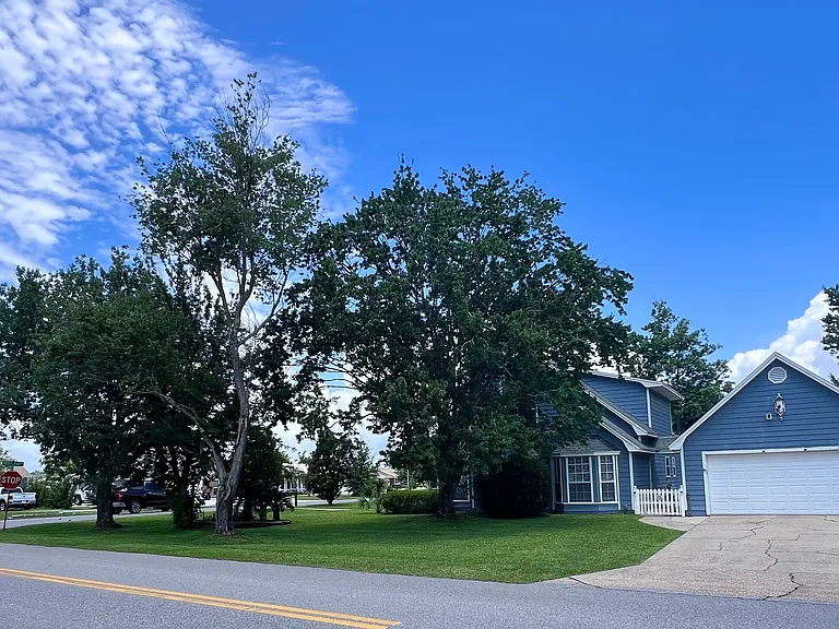2111 Pentland Rd — Photo 31