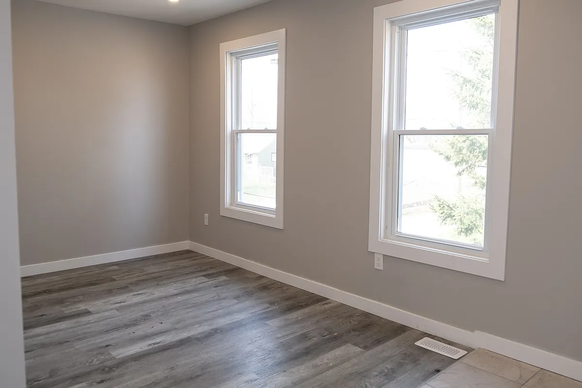 Building Photo - 263 Tuscarora St #2