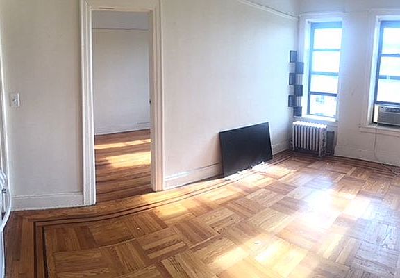 5th image of 2970 Ocean Ave #49