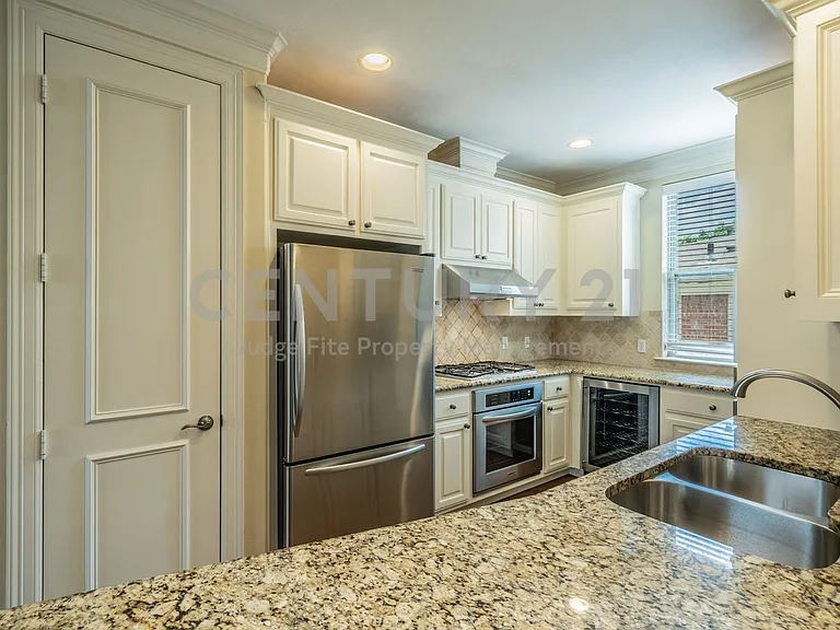 4148 Grassmere Ln #2A — Photo 6