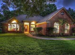 2314 Hollowbrook Ln, Conroe, TX 77384