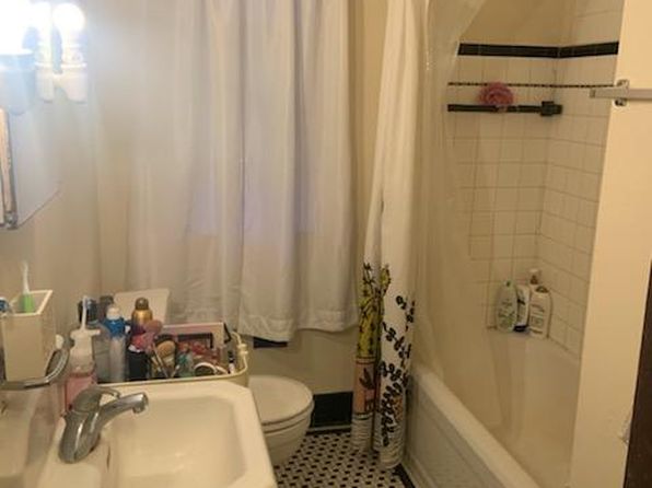 2545 University Ave #2