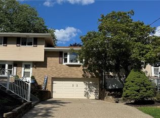209 Malone Ridge Rd, Washington, PA 15301