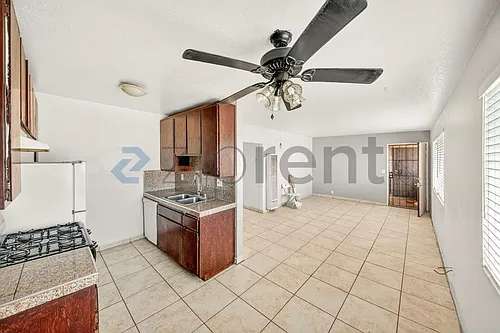 1115 252nd St #6 Photo 1