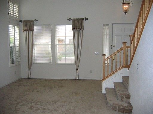 4th image of 72 Mahogany Dr