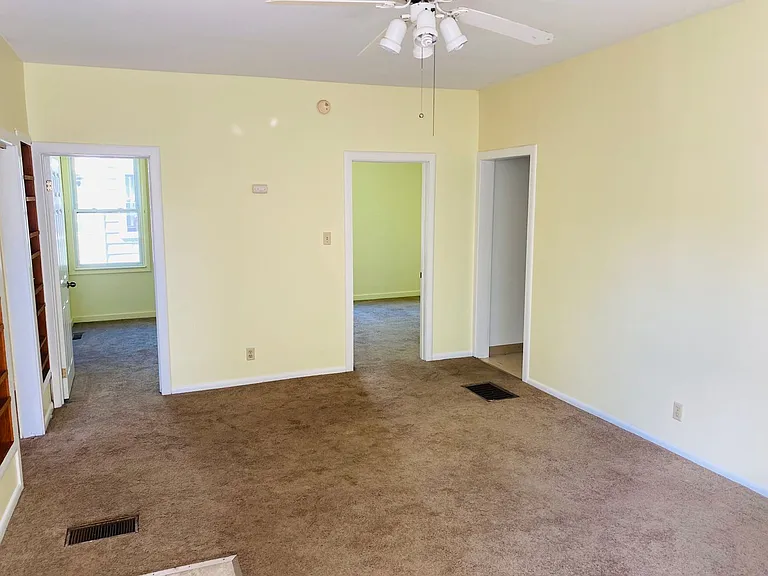 188 Florida Ave — Photo 5