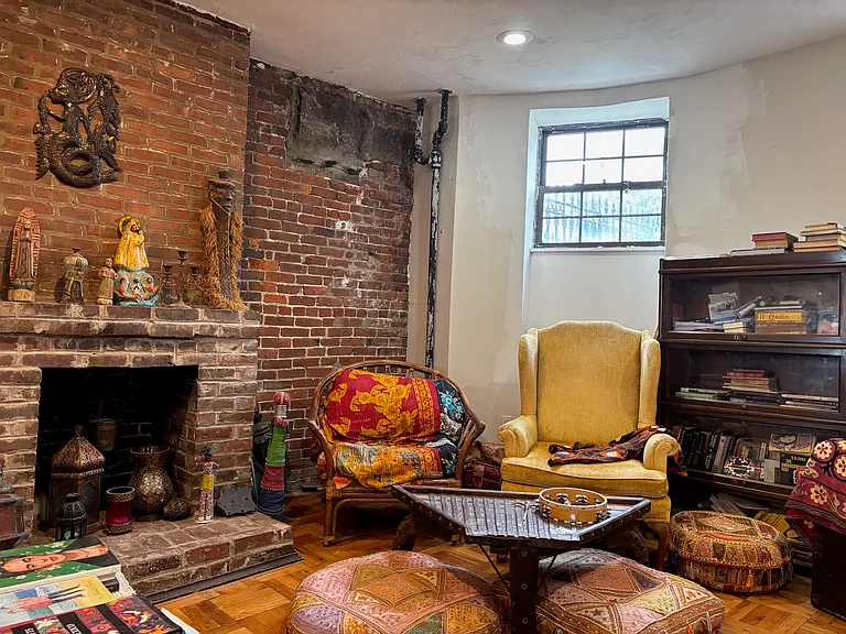 193 Webster St #B — Photo 4