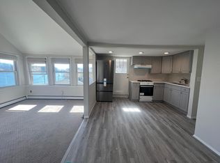 151 Centershore Rd APT D, Centerport, NY 11721