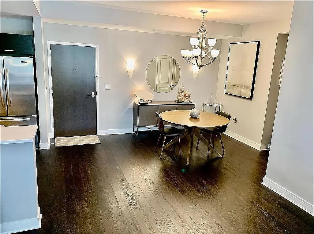 2 bed, 2.0 bath, 1200 sqft, $6,295 — Photo 4