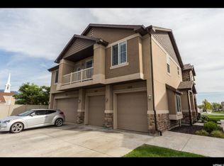 979 Castleton Dr N, North Salt Lake, UT 84054