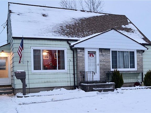 2nd image of 106 Canterbury Ln