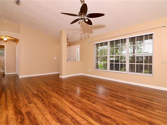 4th image of 2352 Lake Lizzie Ct