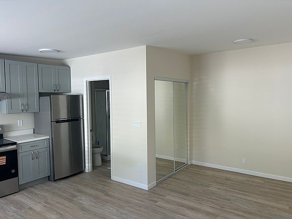 5th image of 1712 5th Ave #4