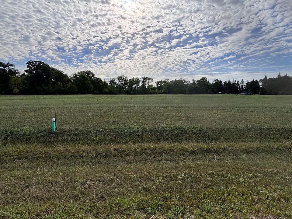 1st image of 10 Chainview Dr NW