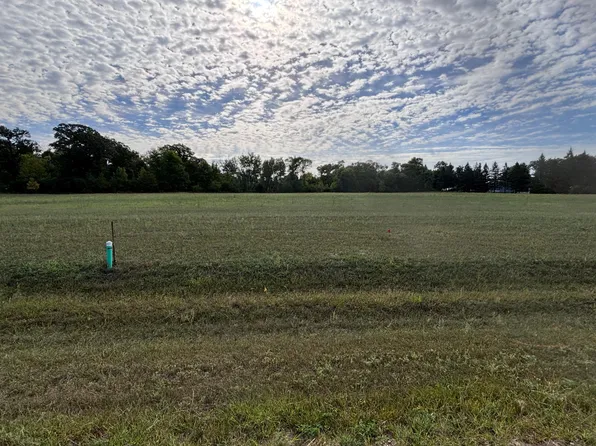 10 Chainview Dr NW, Alexandria, MN 56308