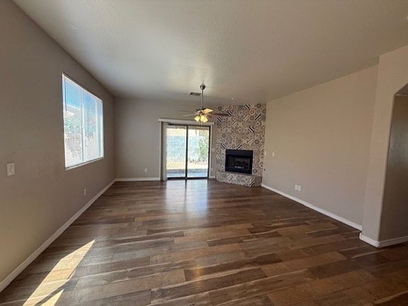 5th image of 1050 S 17th St