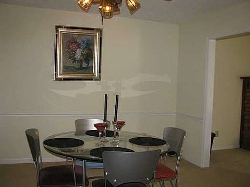 3rd image of 3179 Pilgrims Dr
