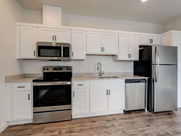 4712 N Williams Ave #303