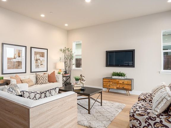 3rd image of 4331 Pacific Wren Way