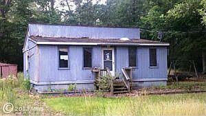 2nd image of 14 Poplar Ln