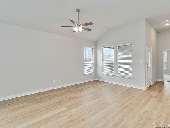 5th image of 105 Gunner Rd #A