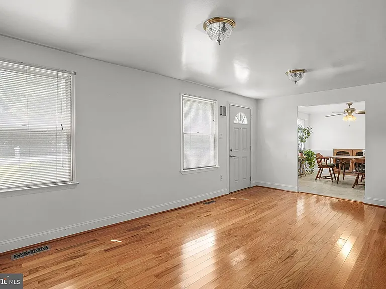 718 Mimosa Cove Rd — Photo 12