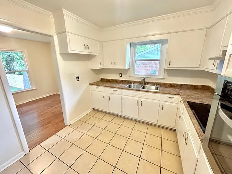 3130 Tucker Dr NW — Photo 9
