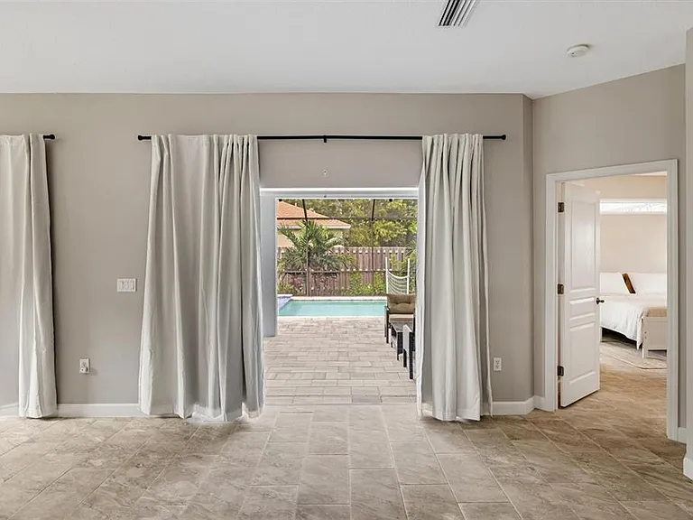 4360 Iola Dr — Photo 30