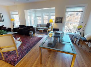 1133 W North Shore Ave #2, Chicago, IL 60626