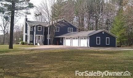 Water view from driveway